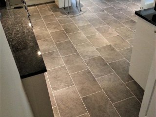 Karndean Knight Tile (colour ST13 Portland Stone) Karndean Flooring