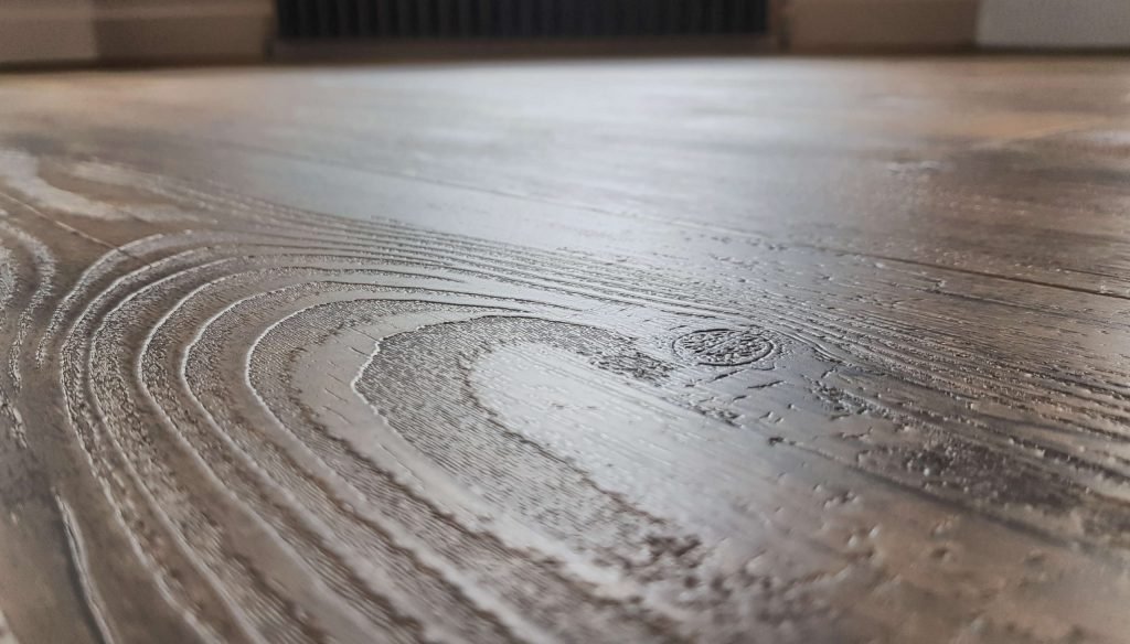 Distinctive LVT (close up)