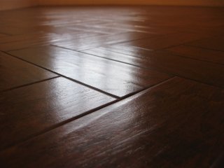 Karndean Art Select Parquet (AP05 Spanish Cherry) (close up) Karndean Art Select Parquet