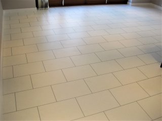 Amtico Signature (colour Glint Orb) & Silver 3mm strips Amtico Signature LVT