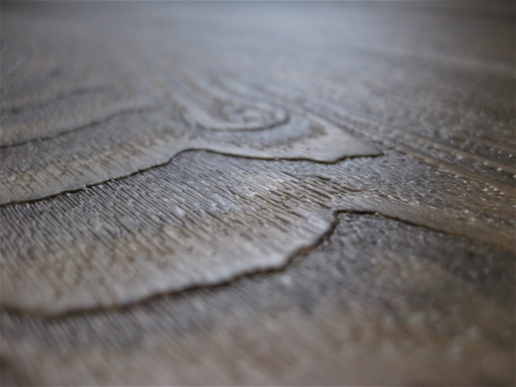 Distinctive LVT (close up)