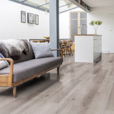 LVT